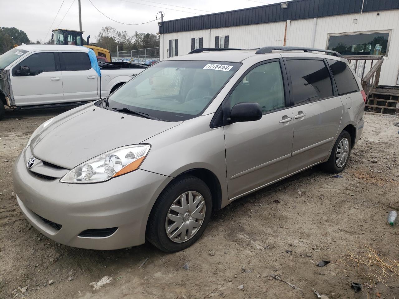TOYOTA SIENNA CE 2007