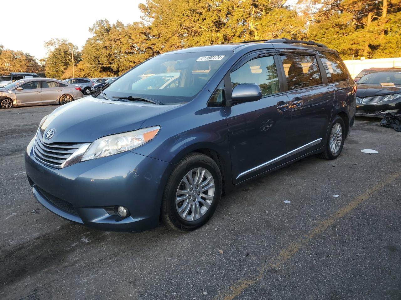 TOYOTA SIENNA 2015
