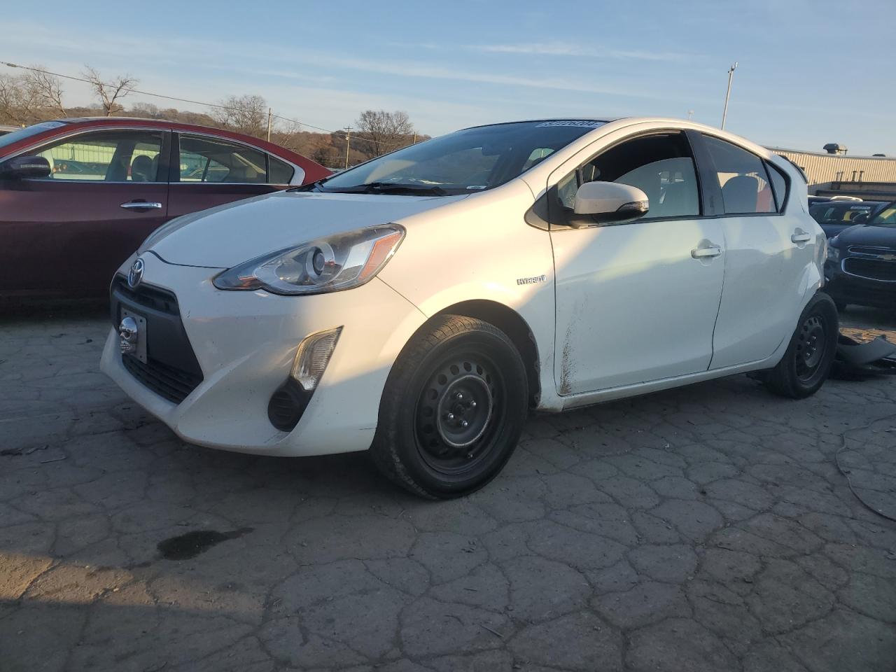 TOYOTA PRIUS C 2015