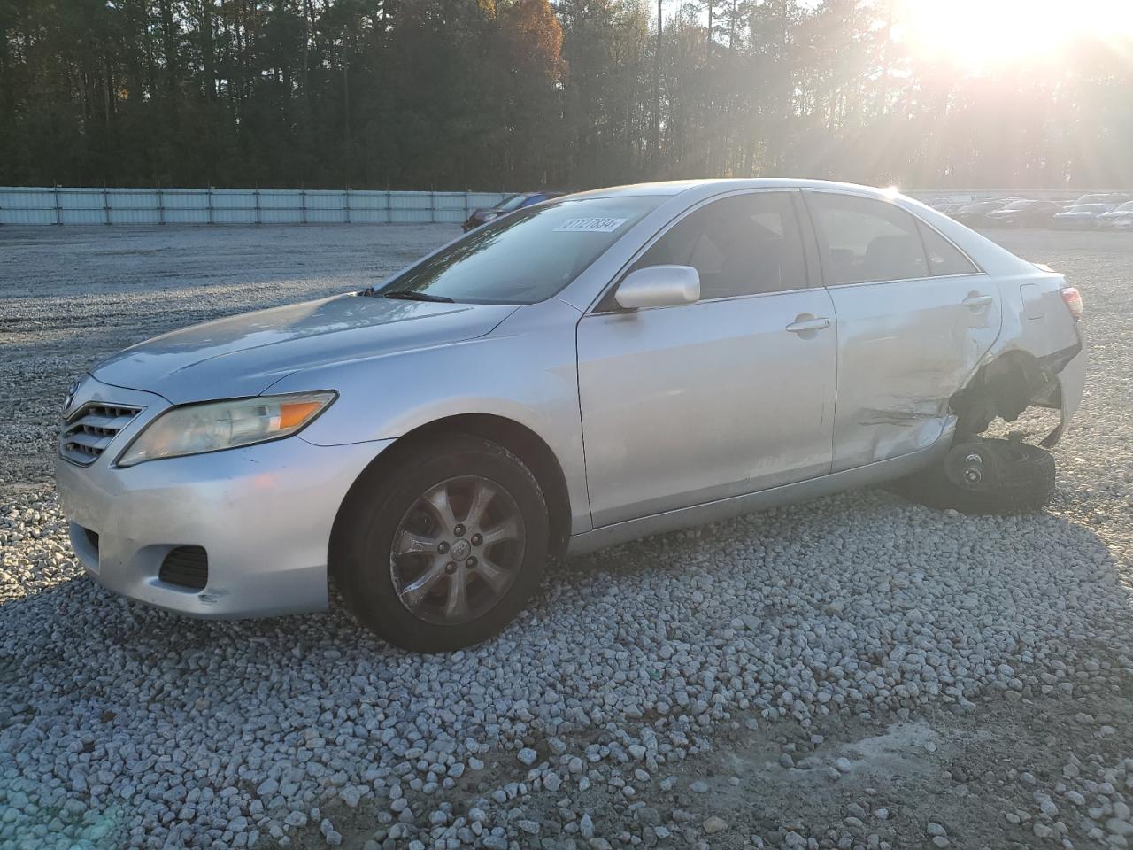 TOYOTA CAMRY BASE 2011