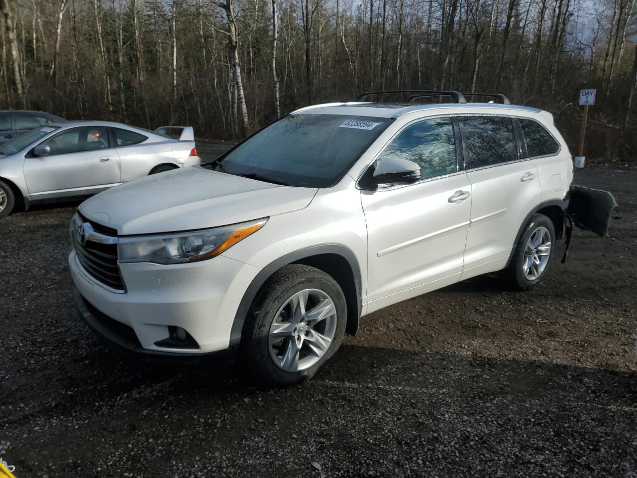 TOYOTA HIGHLANDER 2015