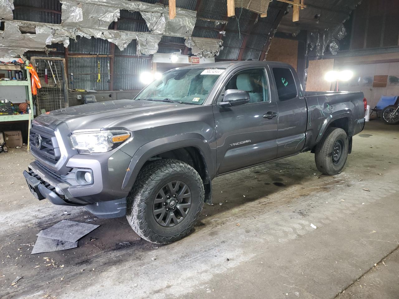 TOYOTA TACOMA ACC 2020