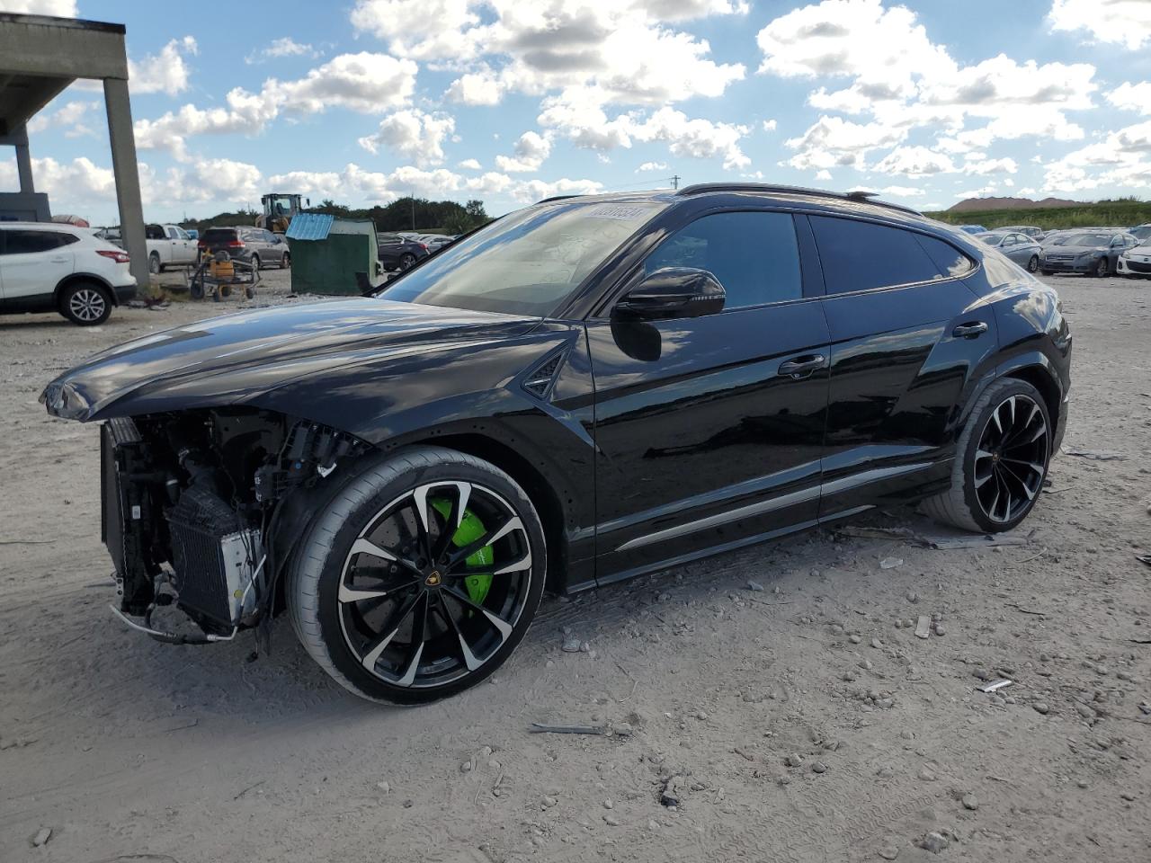 LAMBORGHINI URUS 2019