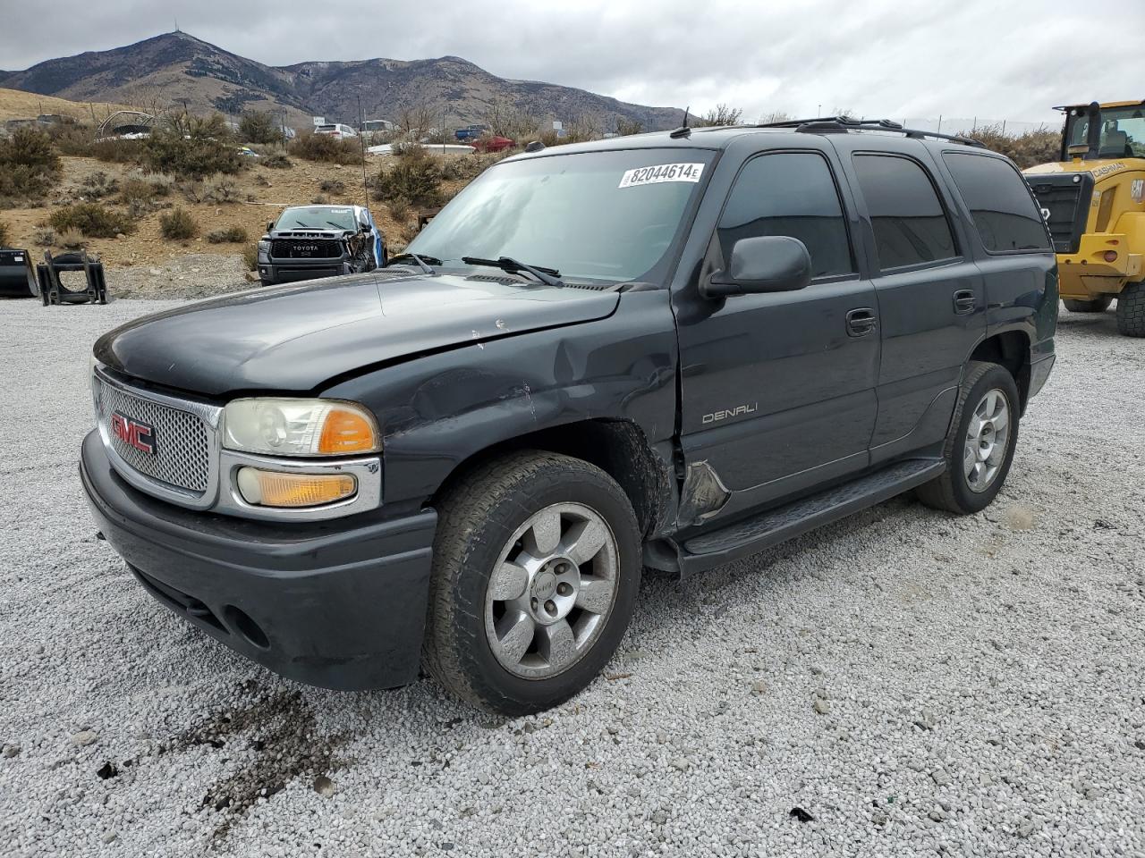 GMC YUKON DENA 2004