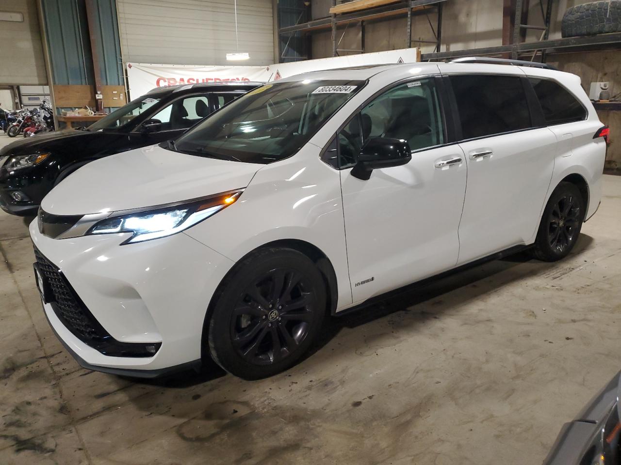 TOYOTA SIENNA XSE 2021