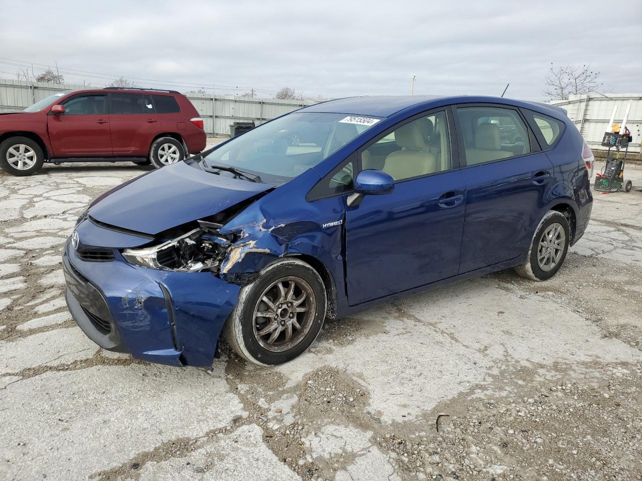 TOYOTA PRIUS V 2016