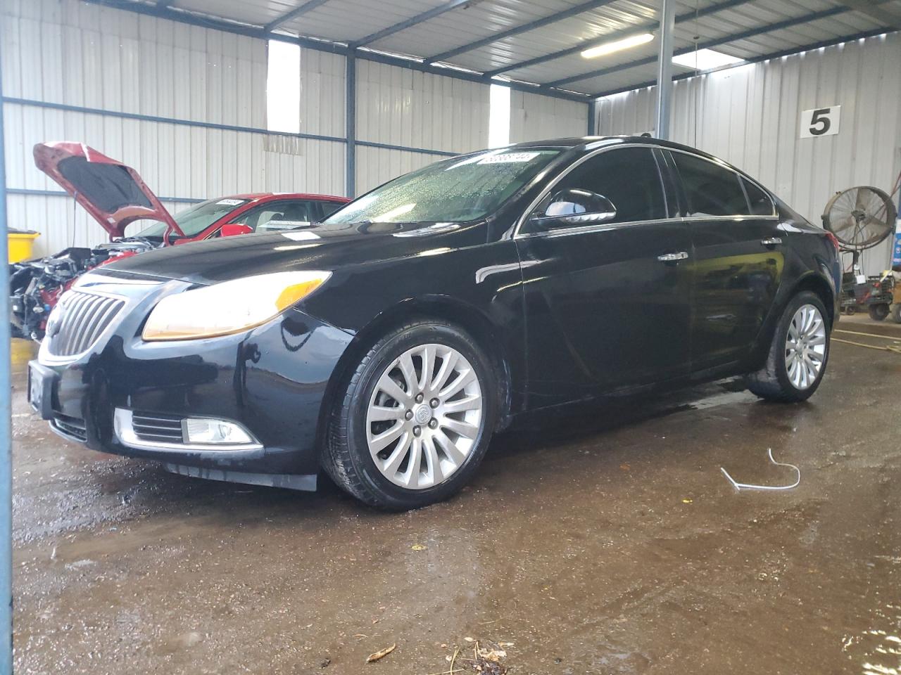 BUICK REGAL PREM 2012