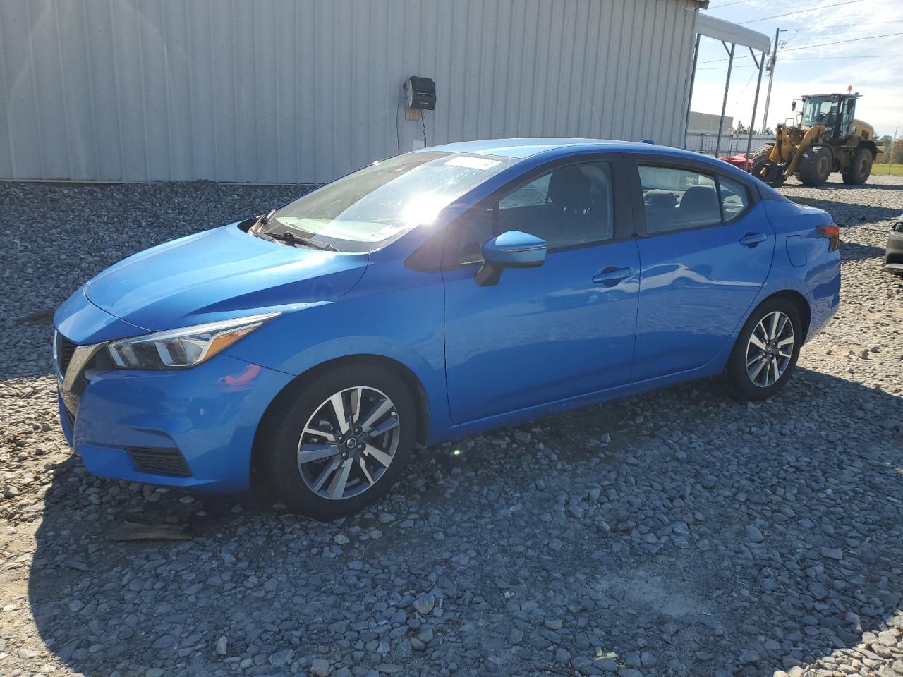 NISSAN VERSA SV 2020