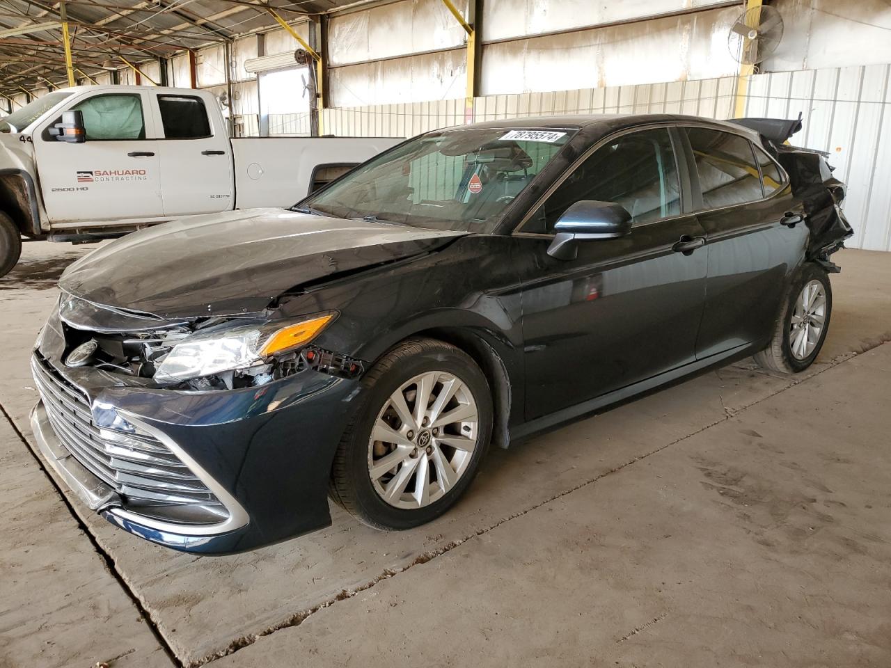TOYOTA CAMRY LE 2021