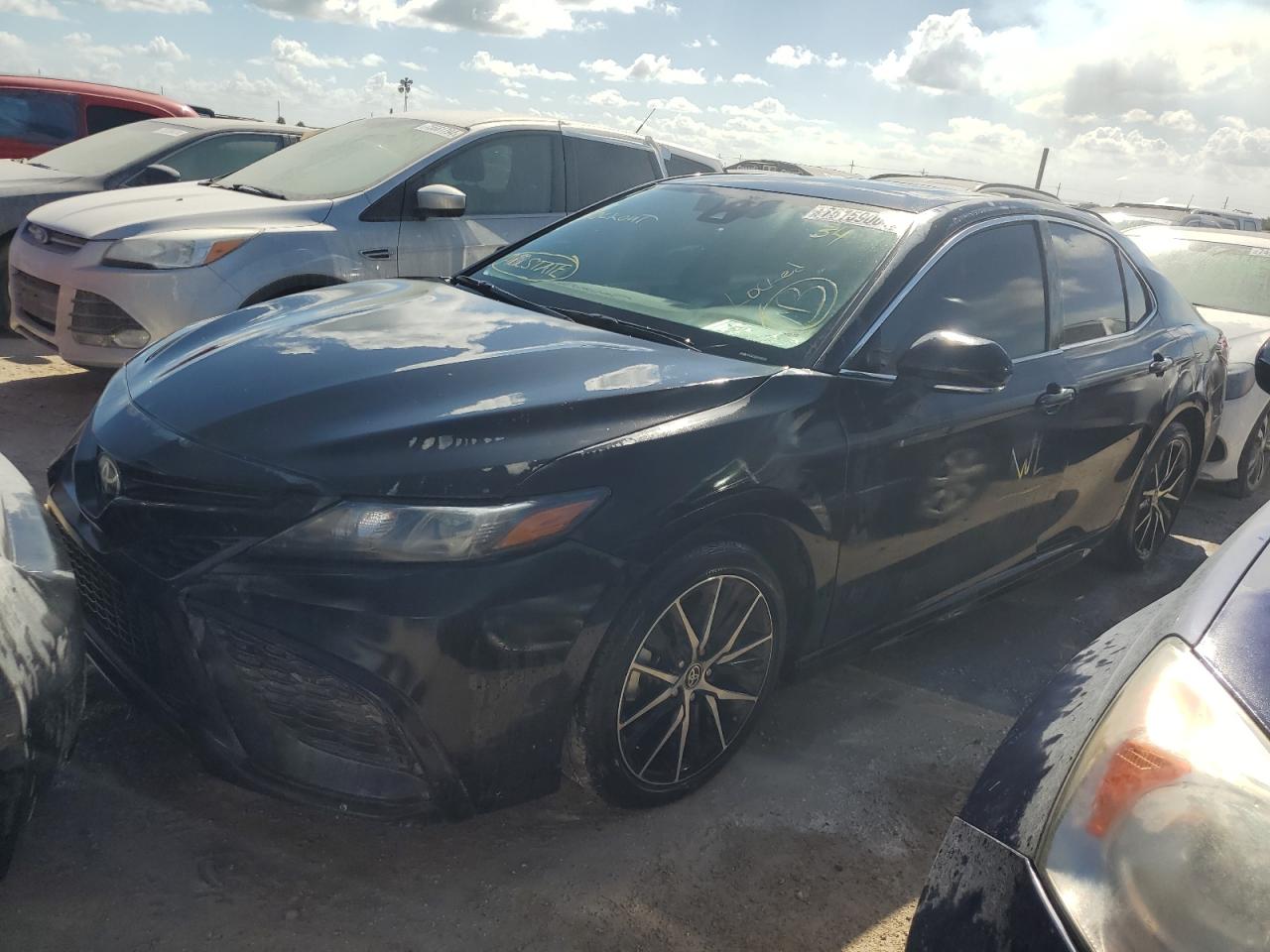 TOYOTA CAMRY SE N 2024