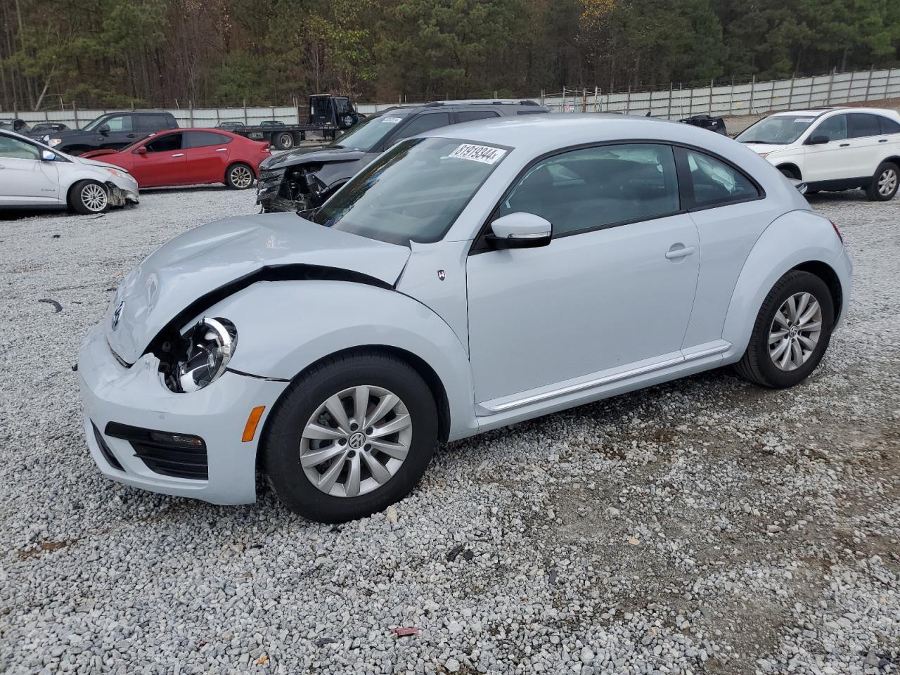 VOLKSWAGEN BEETLE S 2019