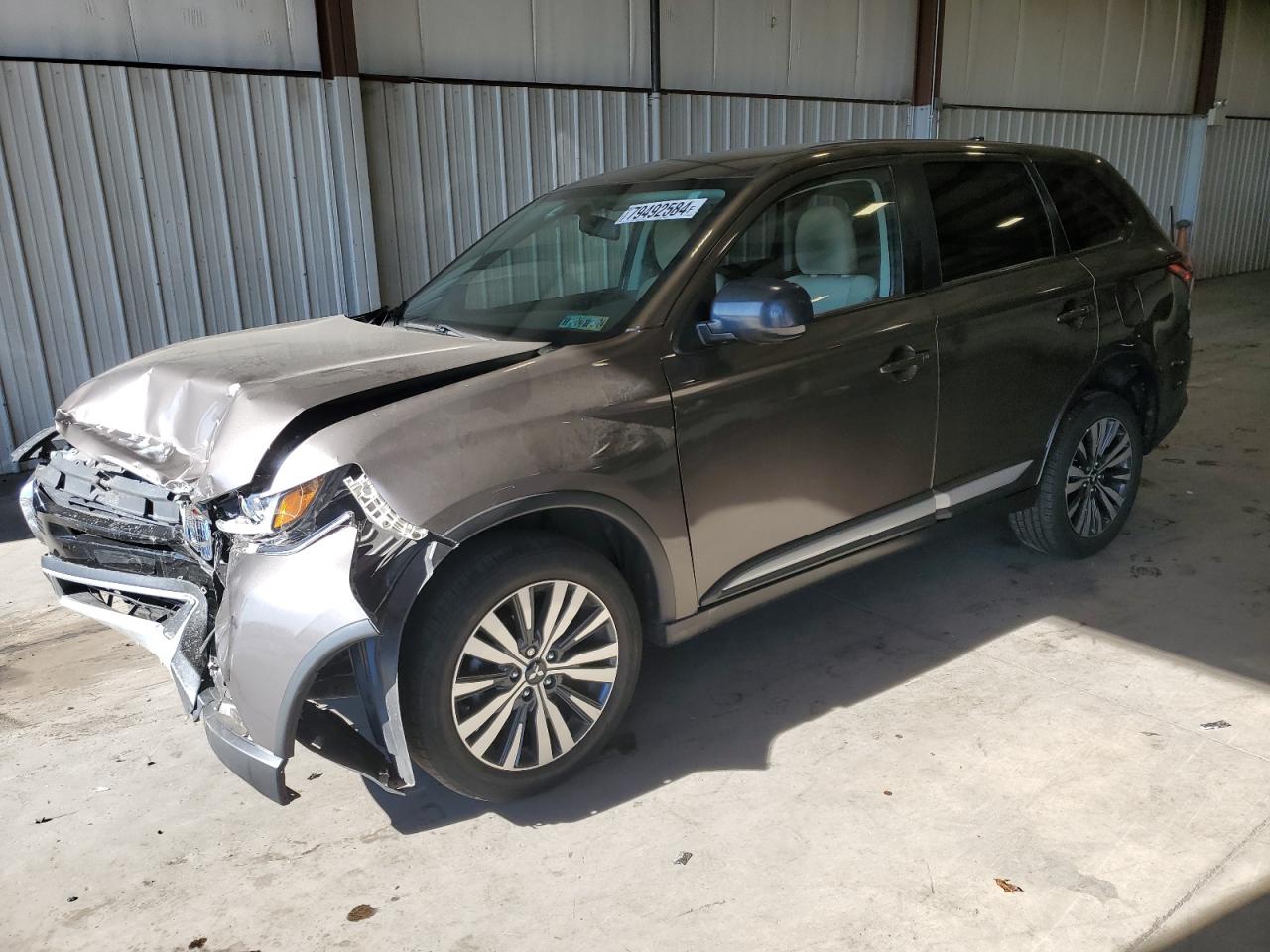 MITSUBISHI OUTLANDER 2020