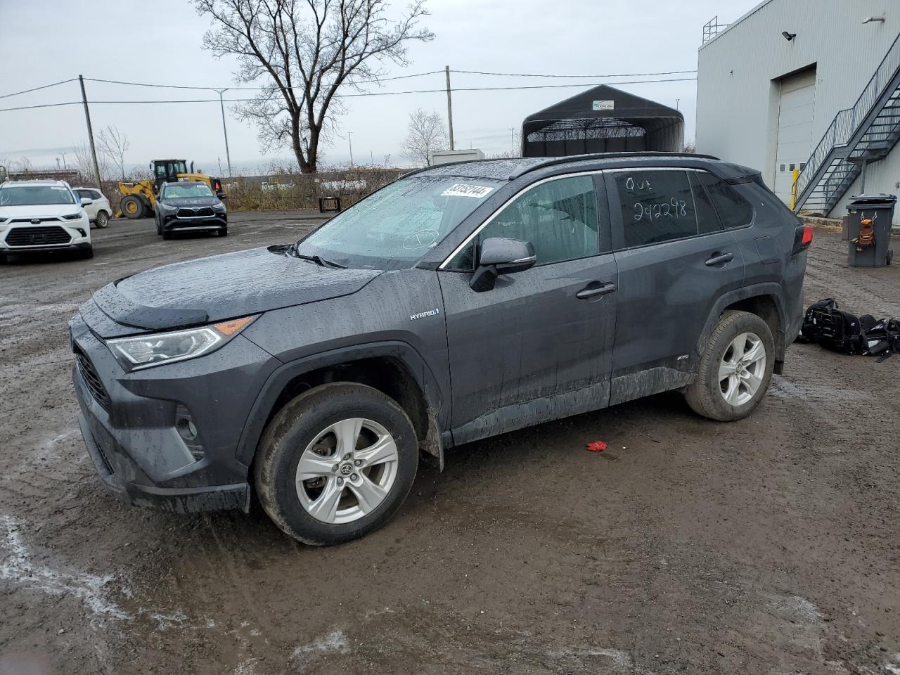 TOYOTA RAV4 XLE 2021