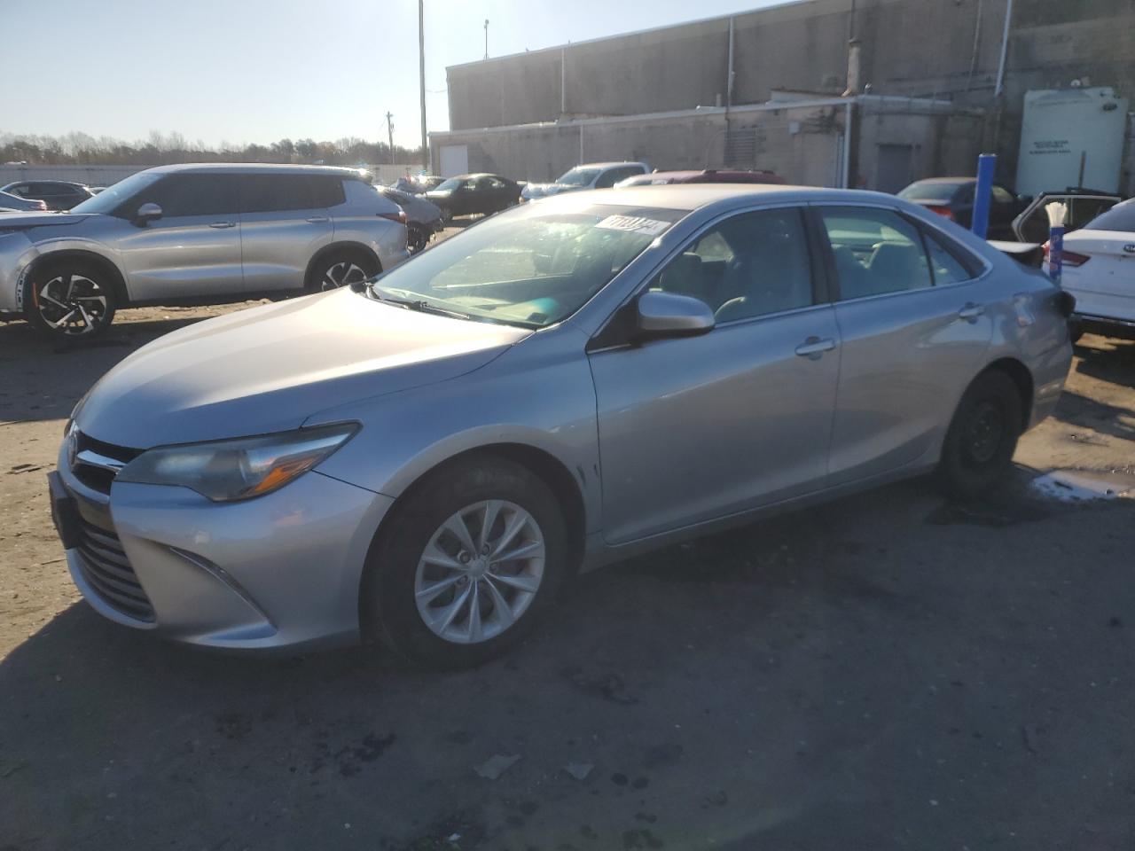 TOYOTA CAMRY LE 2017