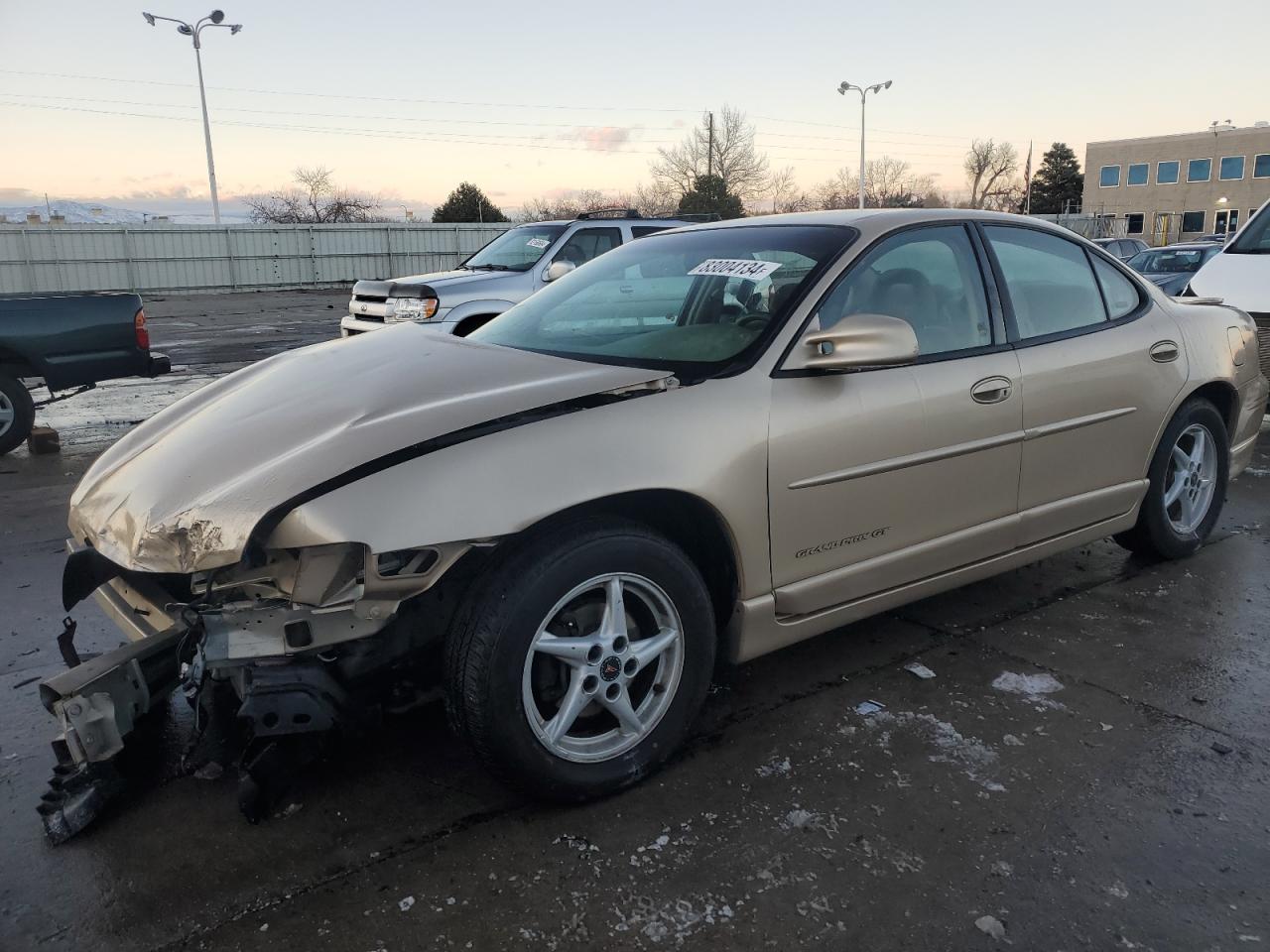 PONTIAC GRAND PRIX 2000