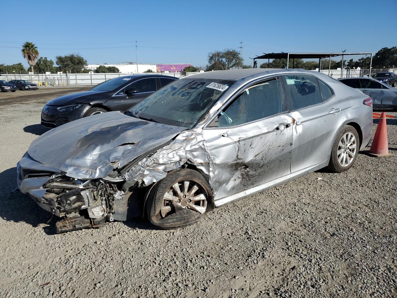TOYOTA CAMRY LE 2020
