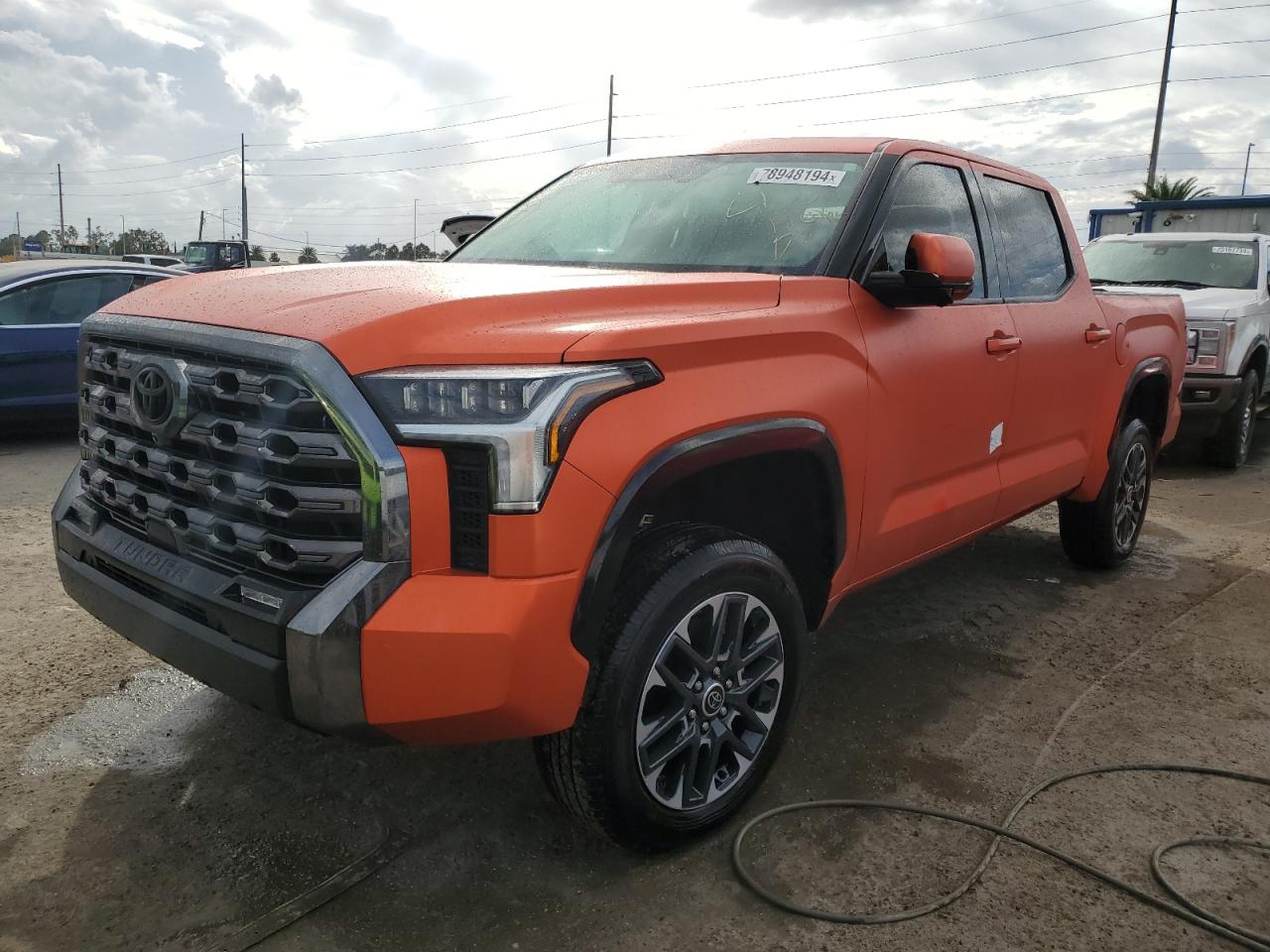 TOYOTA TUNDRA CRE 2023
