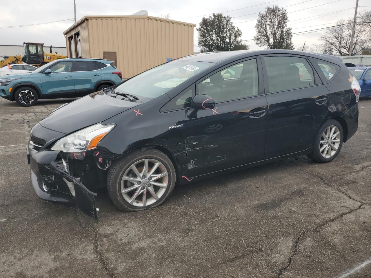 TOYOTA PRIUS V 2014