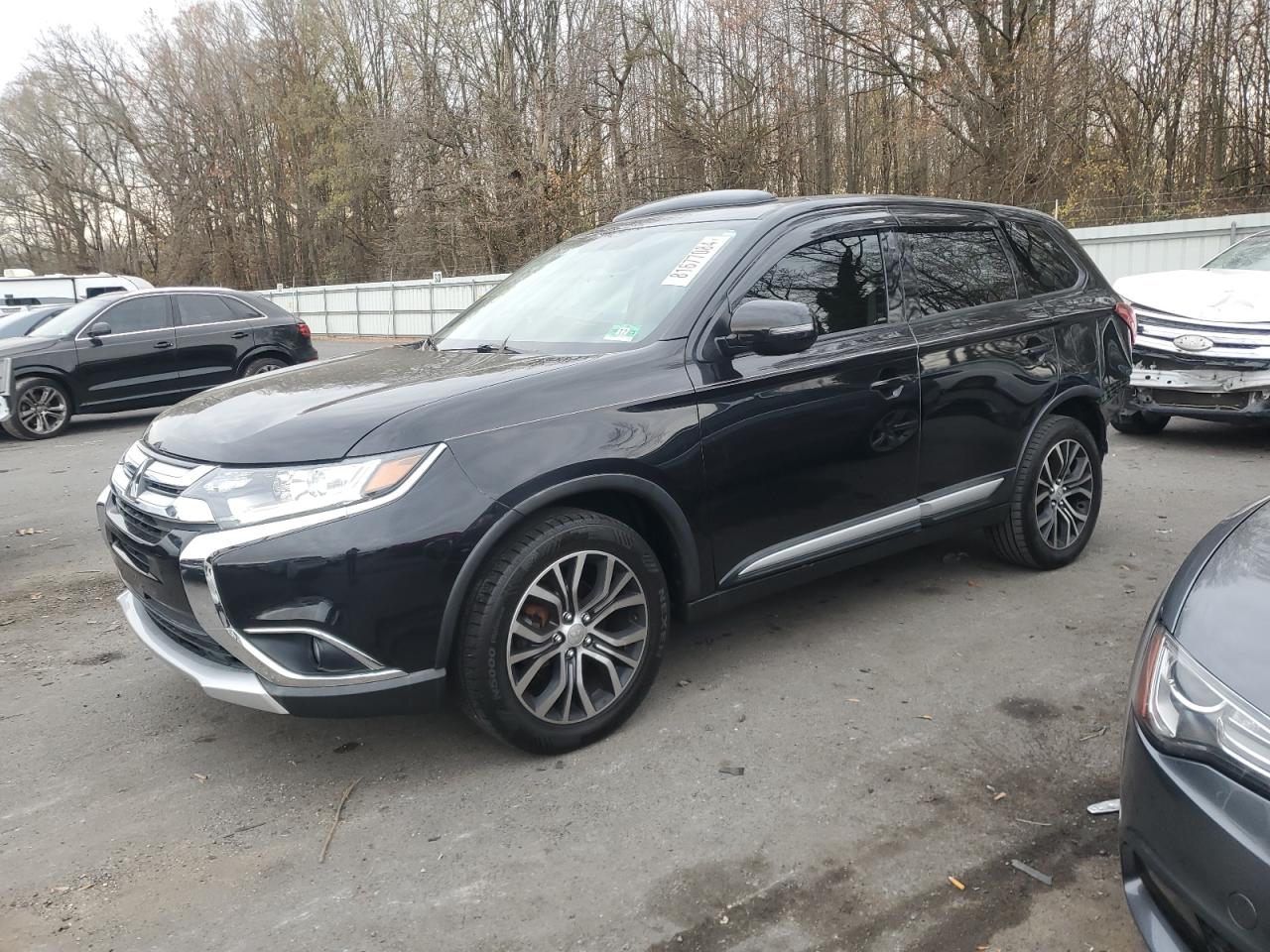 MITSUBISHI OUTLANDER 2018