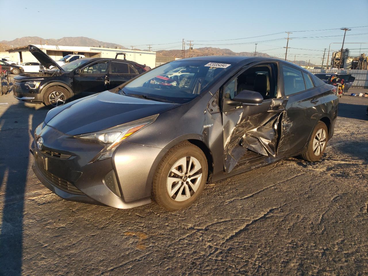 TOYOTA PRIUS 2016