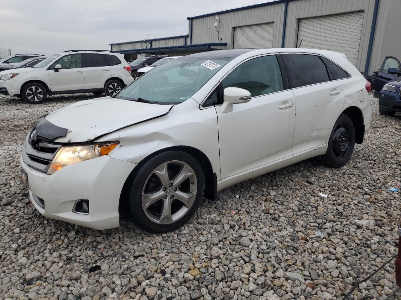TOYOTA VENZA LE 2013