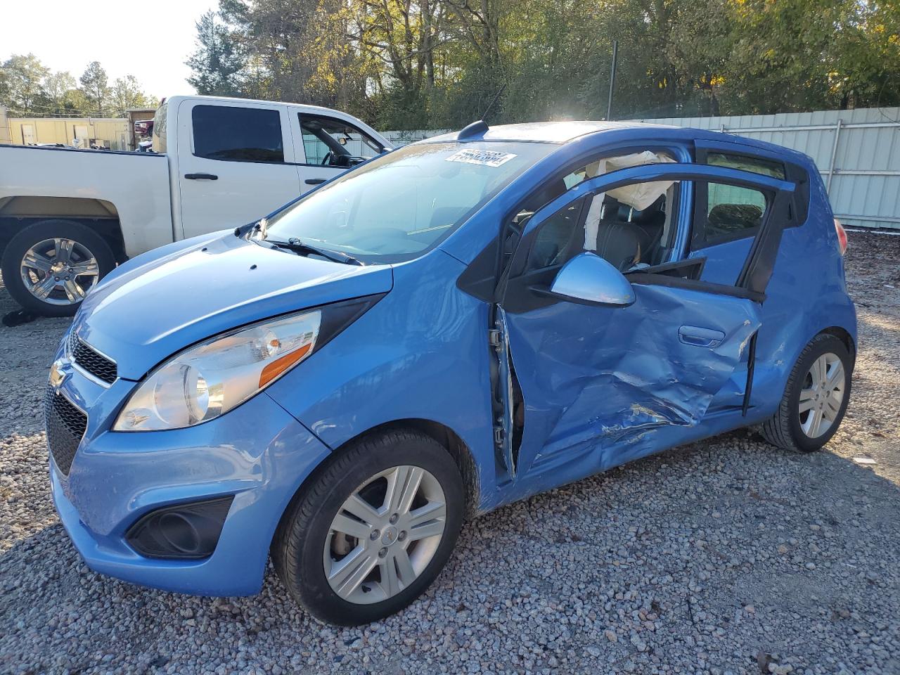 CHEVROLET SPARK 1LT 2015