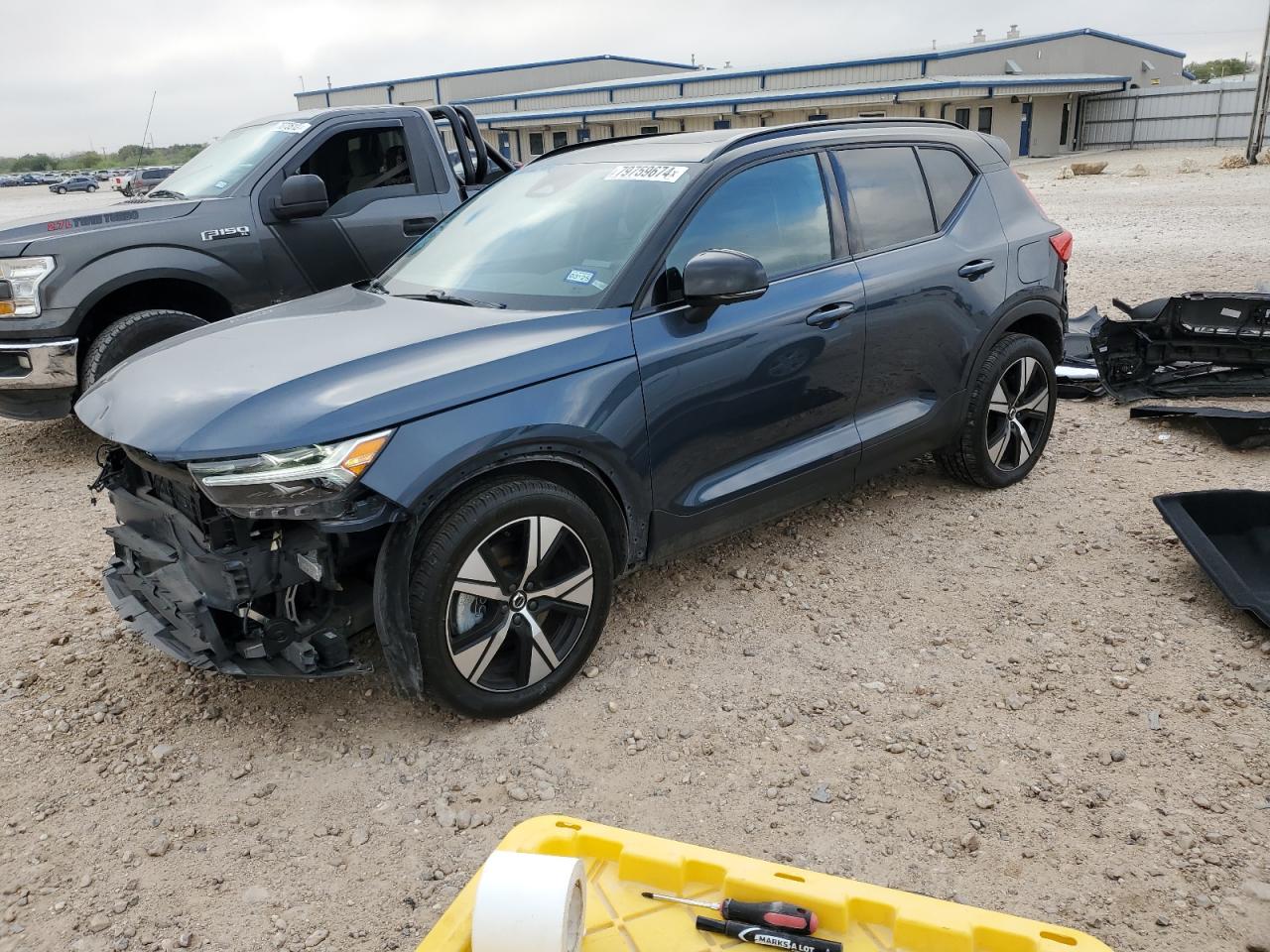 VOLVO XC40 P8 RE 2022