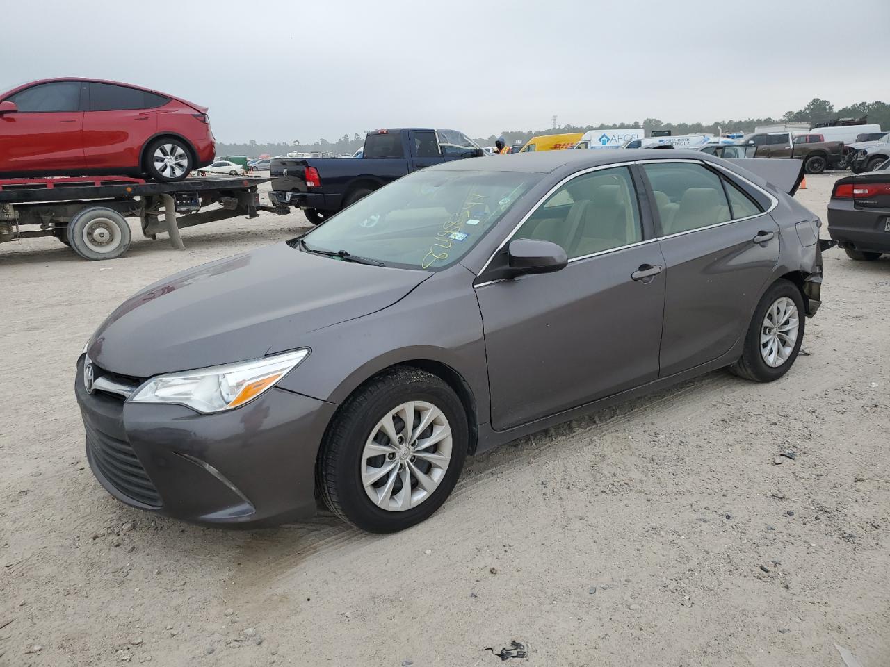 TOYOTA CAMRY LE 2015