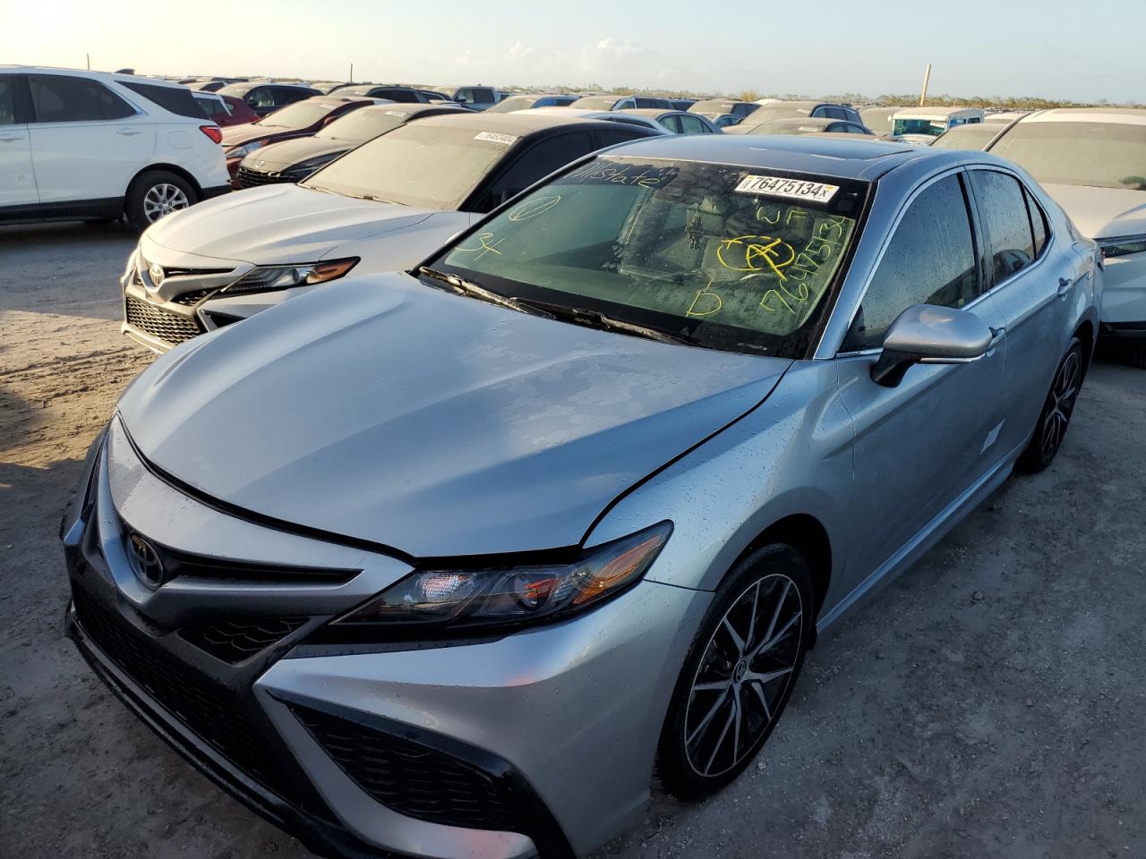 TOYOTA CAMRY SE N 2024