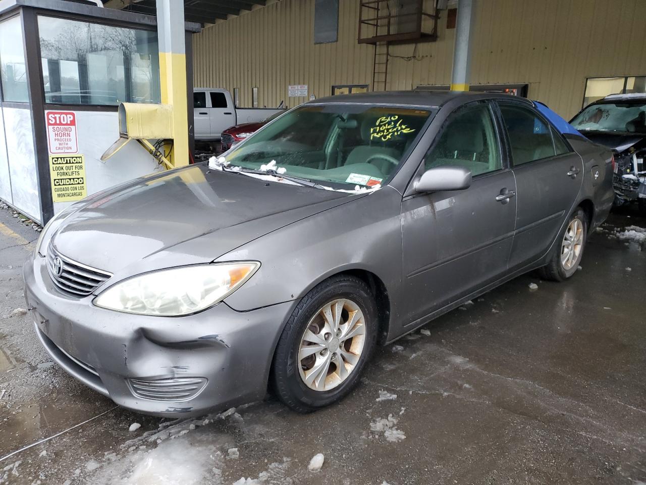 TOYOTA CAMRY 2005