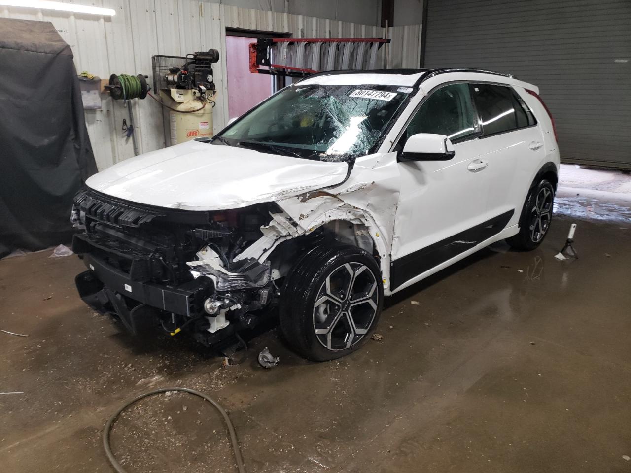 KIA NIRO EX 2024