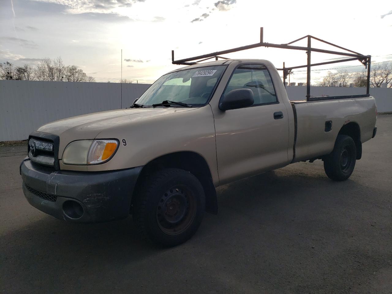 TOYOTA TUNDRA 2004