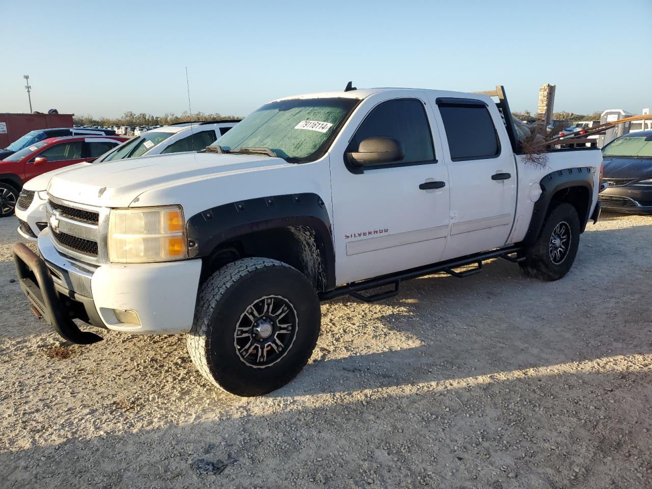 CHEVROLET SILVERADO 2011