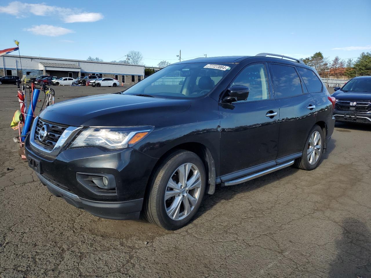 NISSAN PATHFINDER 2018