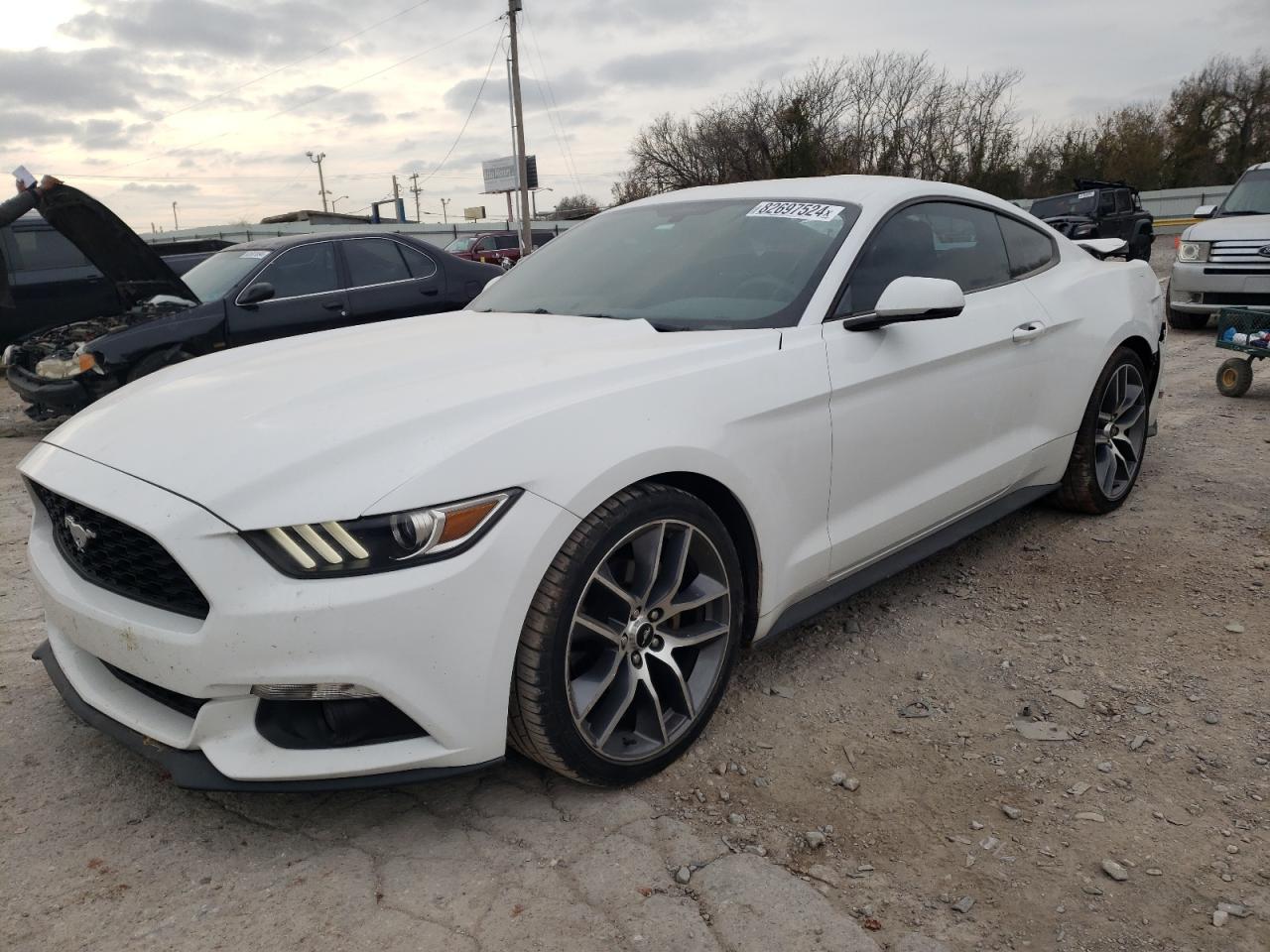 FORD MUSTANG 2015