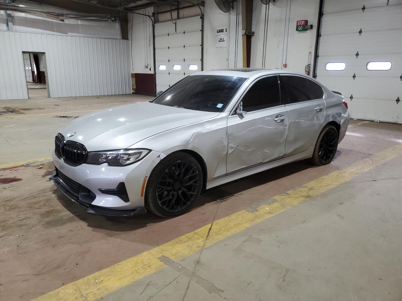 BMW 330XI 2019