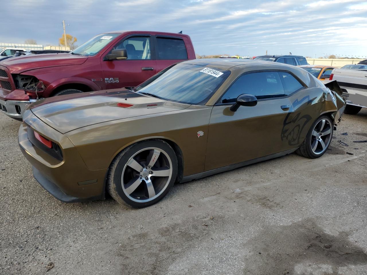 DODGE CHALLENGER 2013
