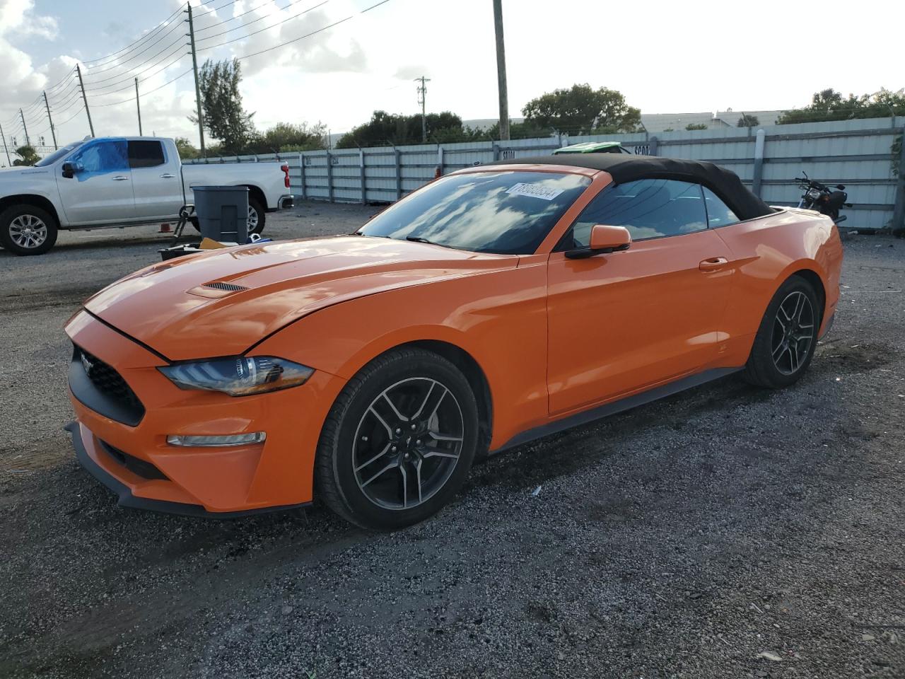 FORD MUSTANG 2020