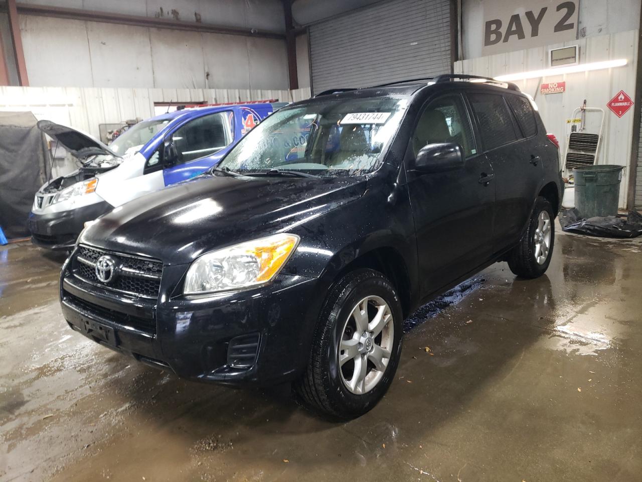 TOYOTA RAV4 2011