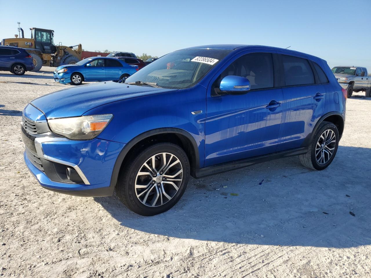 MITSUBISHI OUTLANDER 2016