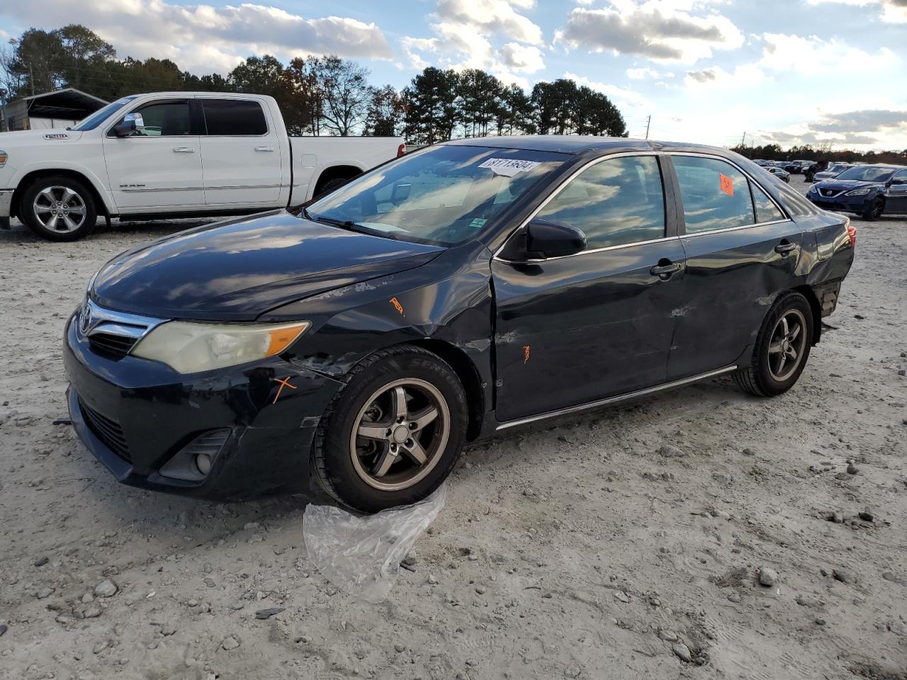 TOYOTA CAMRY BASE 2012