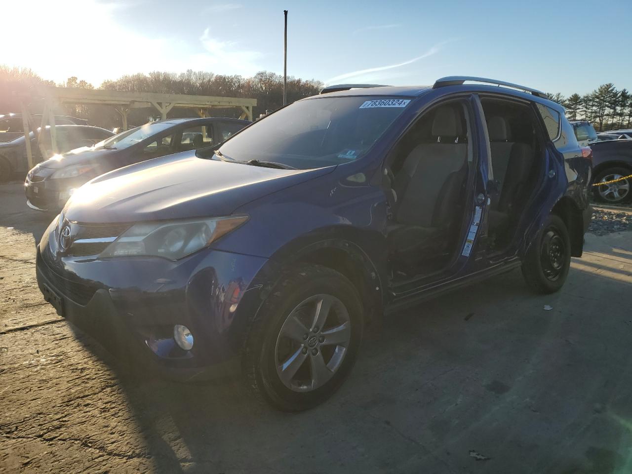 TOYOTA RAV4 XLE 2015