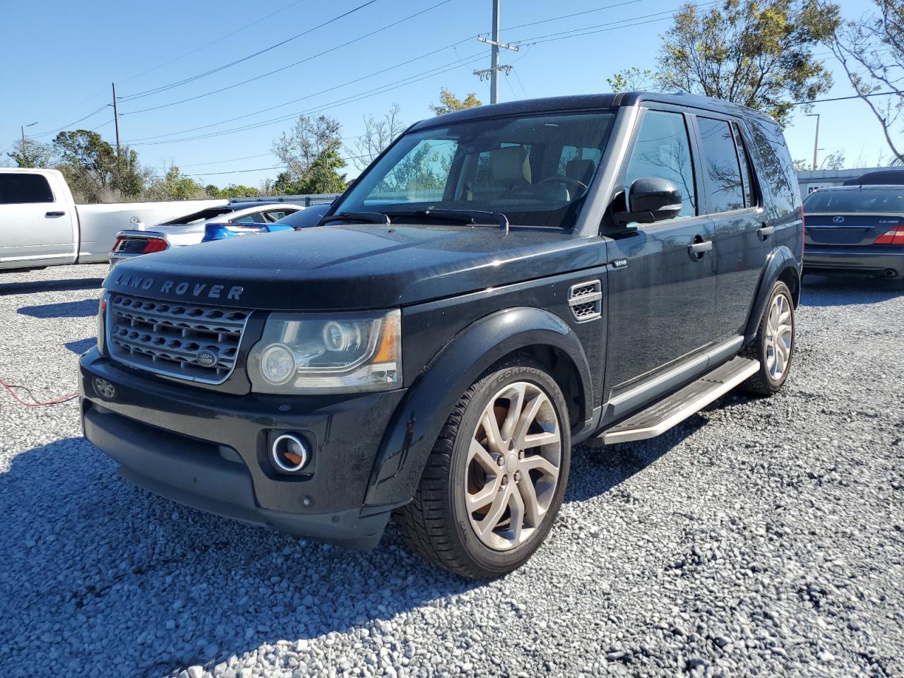 LAND ROVER LR4 HSE 2016