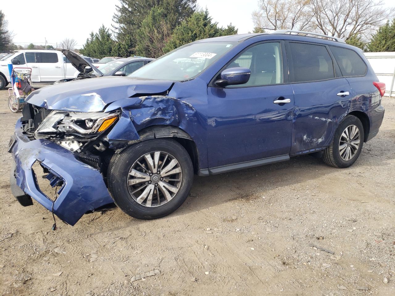 NISSAN PATHFINDER 2020