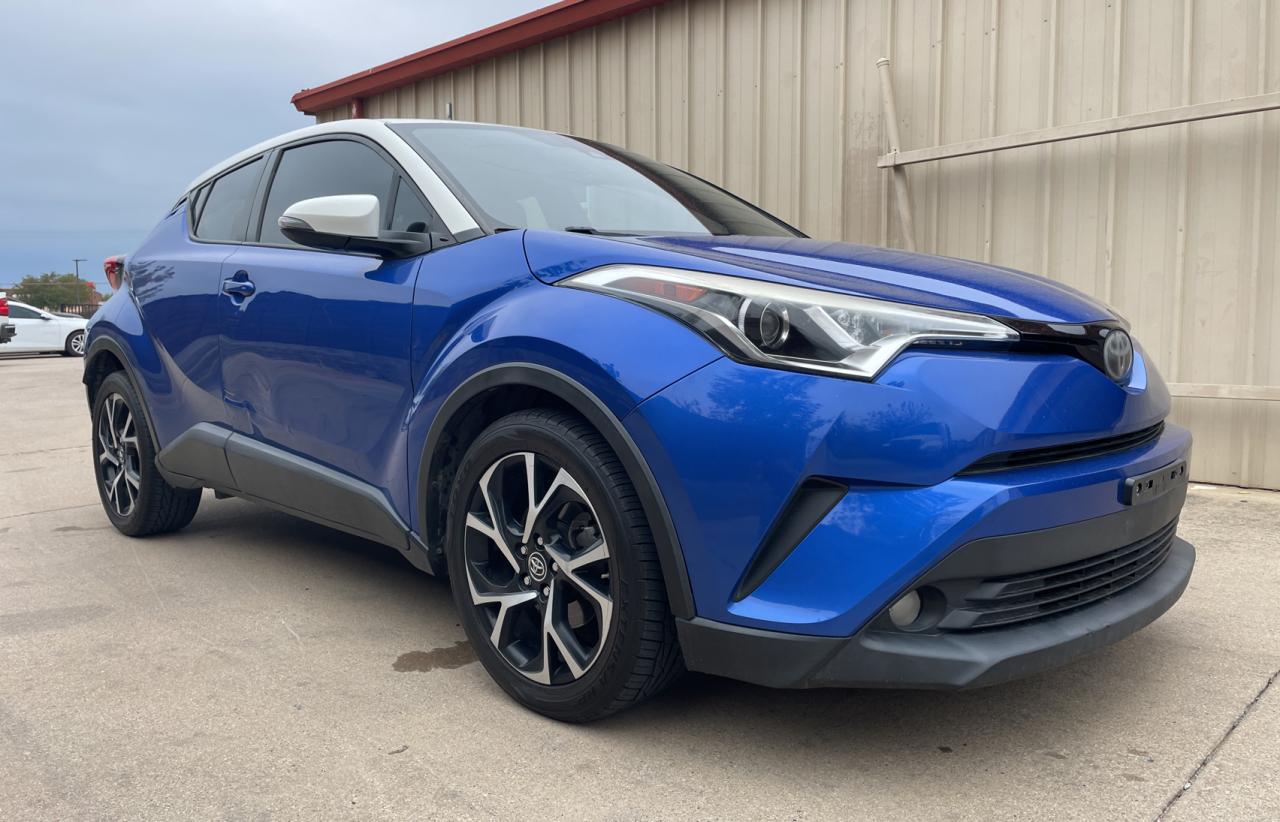 TOYOTA C-HR XLE 2018