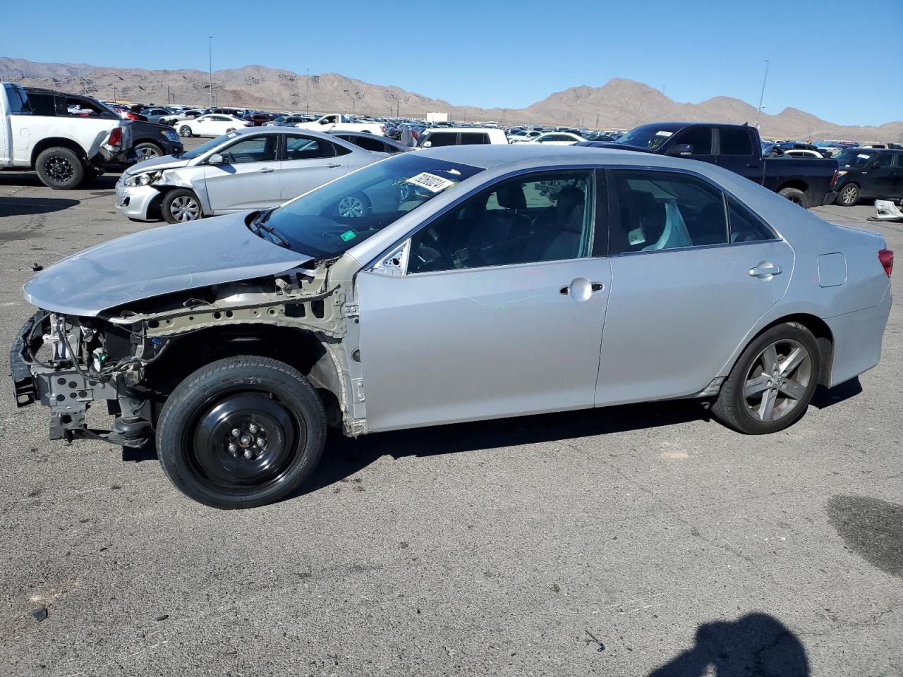 TOYOTA CAMRY L 2013