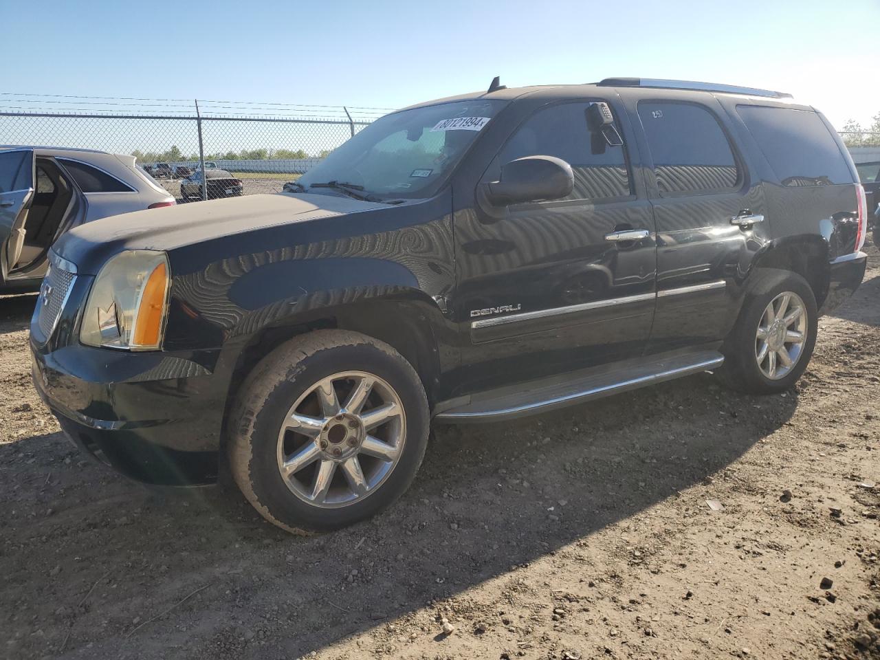 GMC YUKON 2011