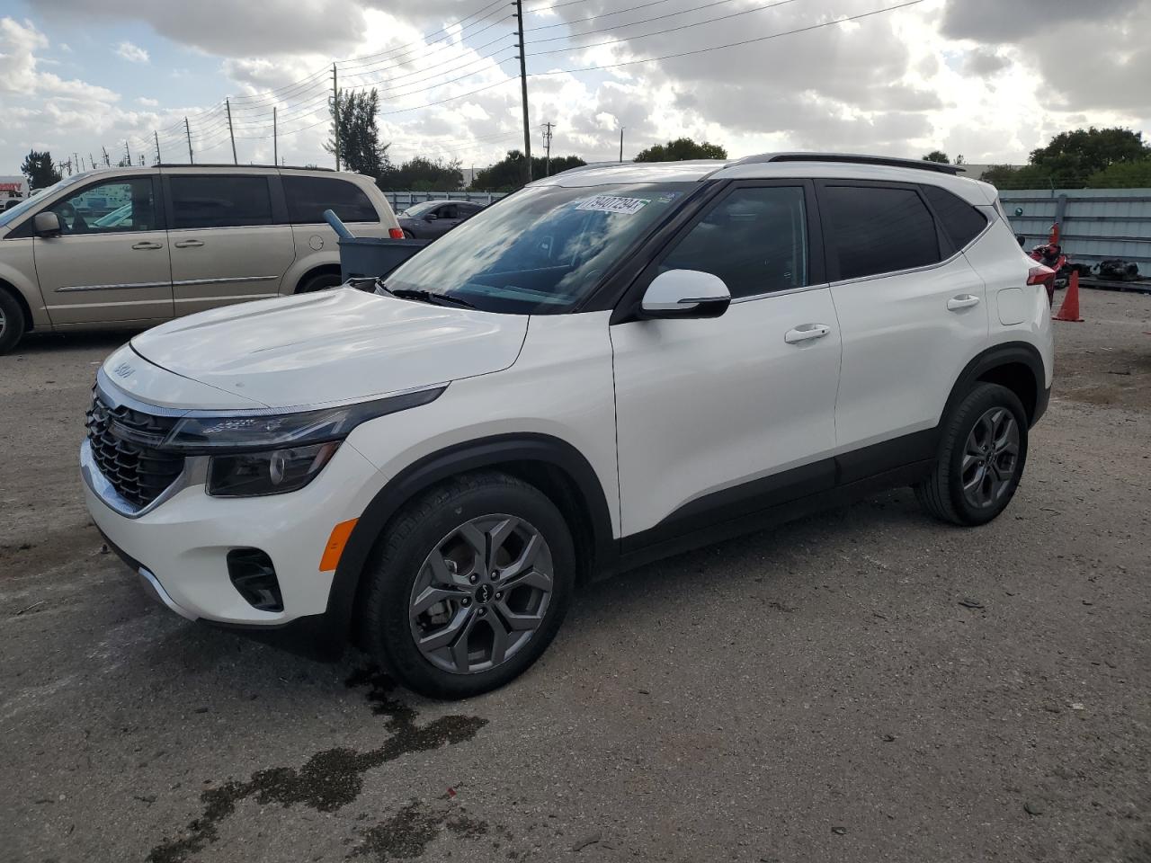 KIA SELTOS S 2024