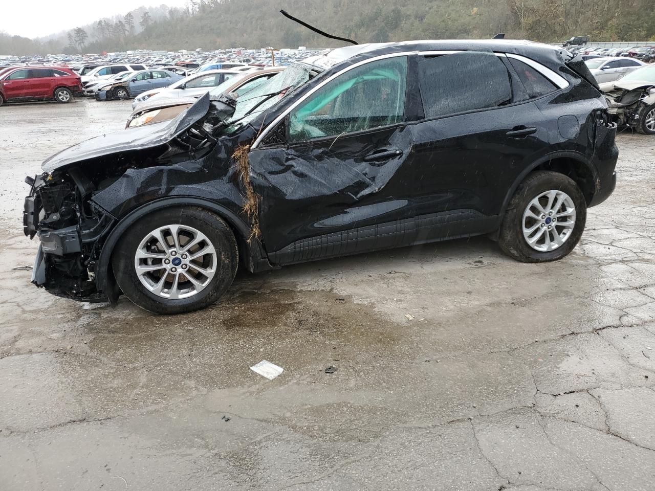 FORD ESCAPE SE 2022