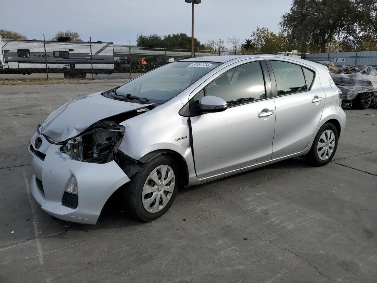 TOYOTA PRIUS C 2012